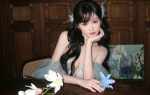 杨肸子晒夏日随拍明媚多姿 头扎麻花辫青春元气
